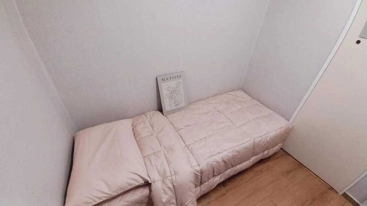 Haechi Stay Guesthouse - For Foreigners Only Soul 0*,